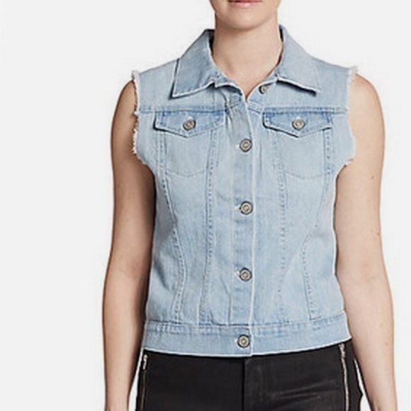 Rails Women’s Denim Jean Vest Sleeveless Light Wash Distressed Button Size M - Picture 6 of 6